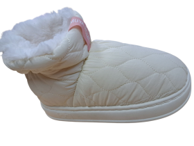 PANTUFLAS TIPO BOTAS